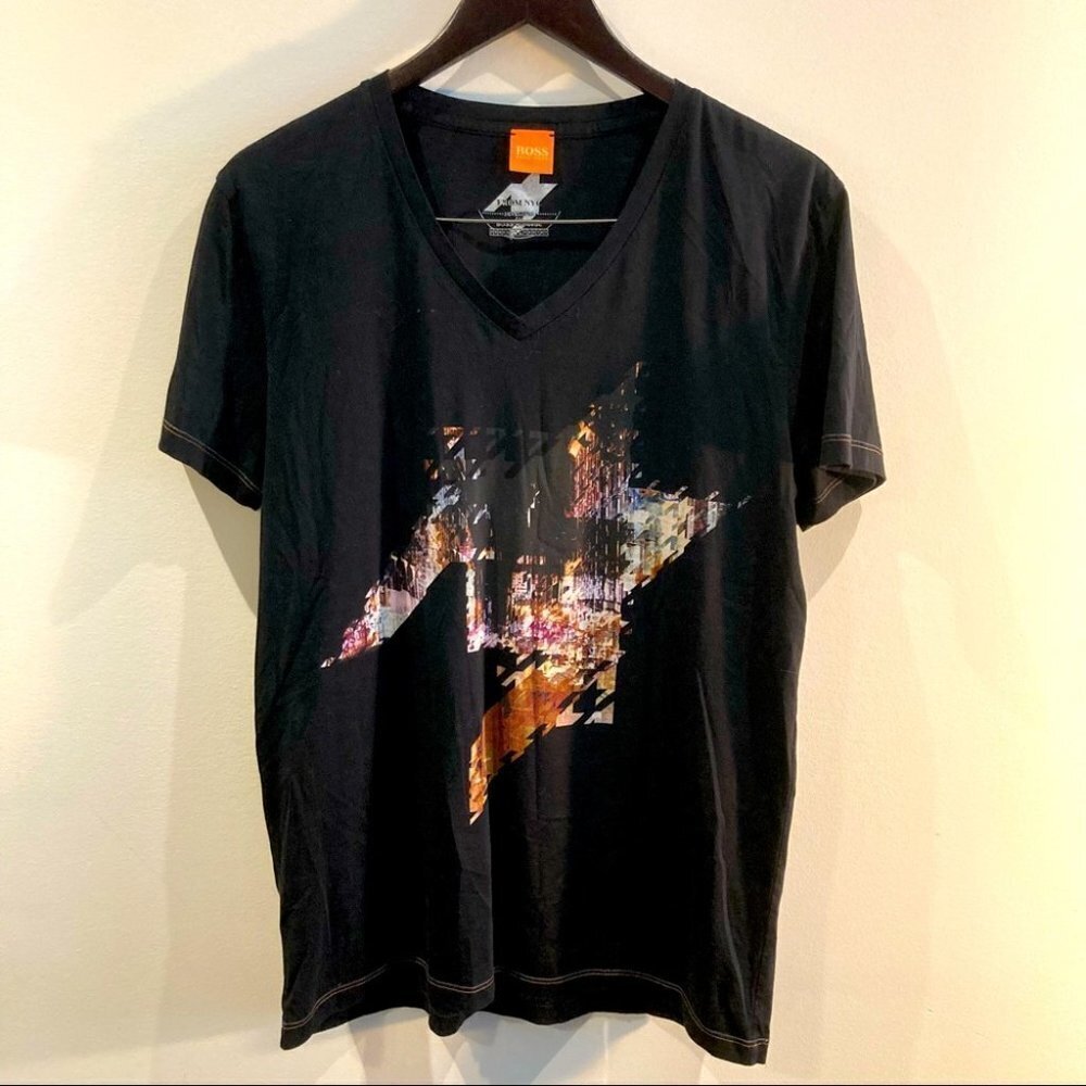 BOSS ORANGE Sz M T-Shirt  With Houndstooth Design
